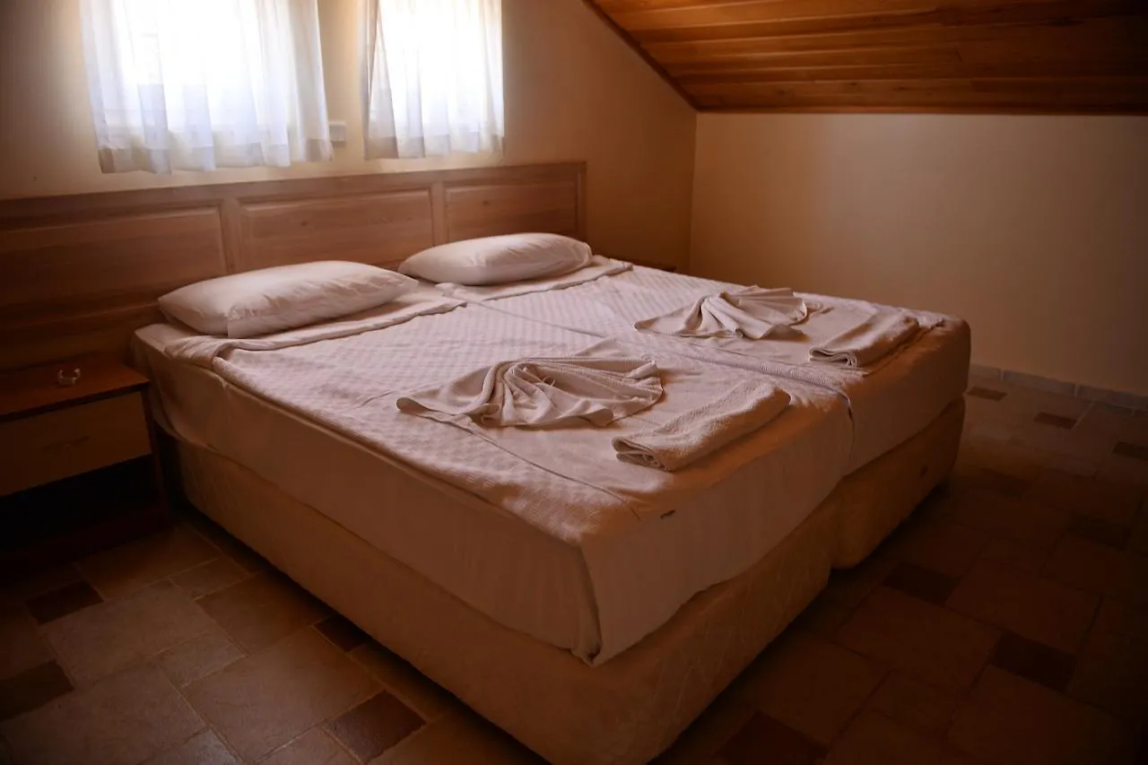 Pine Grove Upper C3 Hotel Oludeniz 0*,